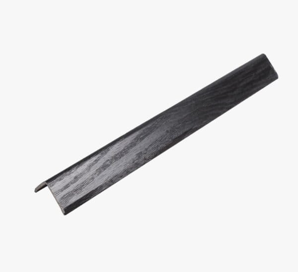Esquinero de PVC Negro 2.90 m