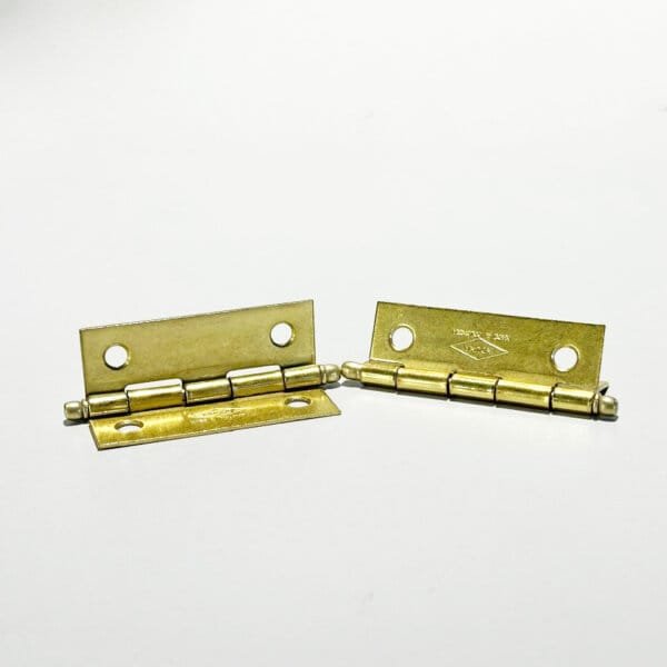 Bisagra dorada  1 1/2"x2" dimacsa